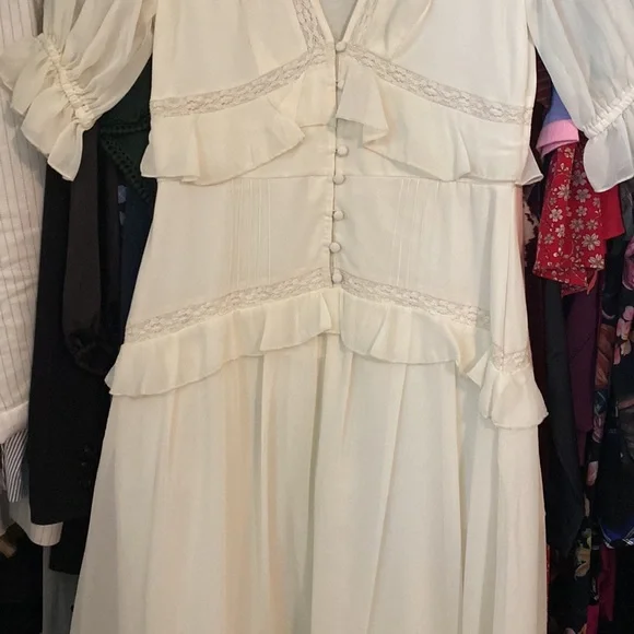 MIDI/maxi dress depending on height. Size 4 NWOT ASOS - Picture 2 of 5